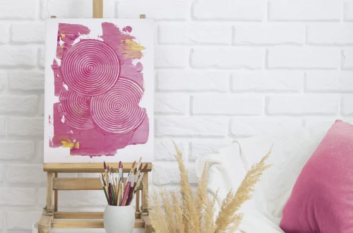 pink circles